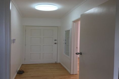 Photo of property in 22 Lynden Avenue, Hillcrest, Auckland, 0627