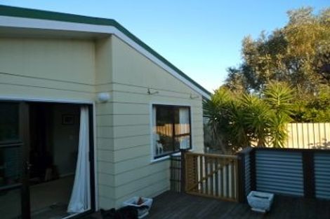 Photo of property in 175 Te Moana Road, Waikanae, 5036
