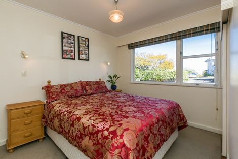 Photo of property in 12 Ormond Road, Hospital Hill, Napier, 4110