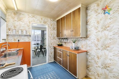 Photo of property in 30 Akron Grove, Totara Park, Upper Hutt, 5018