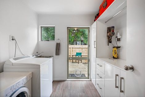 Photo of property in 14a Trigg Road, Huapai, Kumeu, 0810