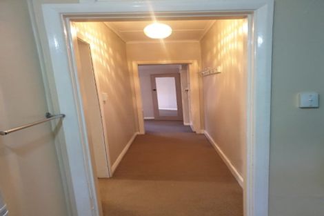 Photo of property in 44 Standen Street, Karori, Wellington, 6012