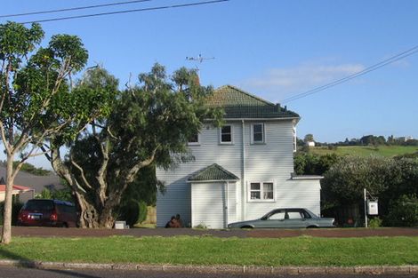 Photo of property in 61 Tahapa Crescent, Meadowbank, Auckland, 1072