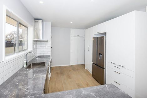 Photo of property in 14 Storey Avenue, Forest Lake, Hamilton, 3200