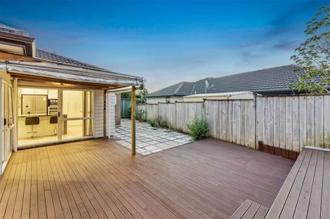 Photo of property in 2 Stamford Crescent, Flat Bush, Auckland, 2019