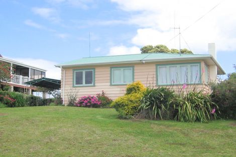 Photo of property in 22 The Crescent, Waihi Beach, 3611