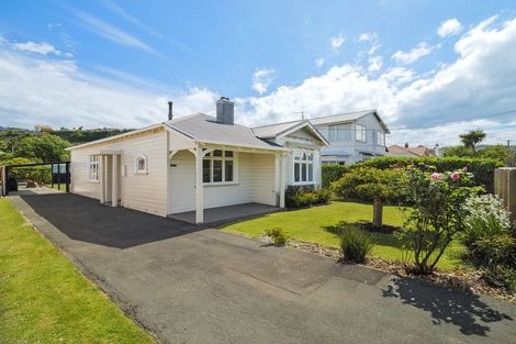 Photo of property in 206 Surrey Street, Saint Clair, Dunedin, 9012