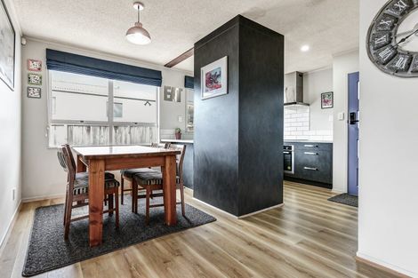 Photo of property in 12 Lansdowne Crescent, Glenview, Hamilton, 3206