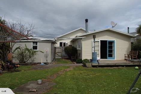 Photo of property in 43 Durie Street, Durie Hill, Whanganui, 4500