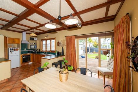 Photo of property in 15 Latham Street, Napier South, Napier, 4110