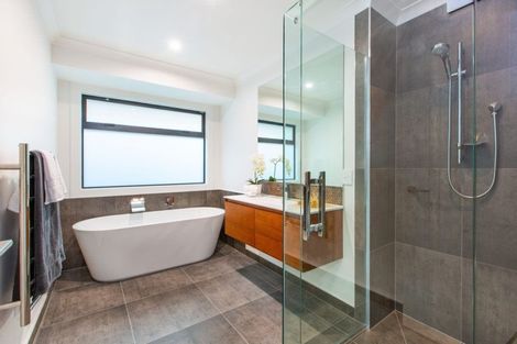 Photo of property in 8 Rose Berry Crescent, Flagstaff, Hamilton, 3210