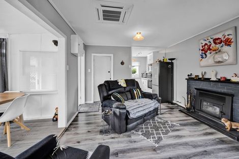 Photo of property in 6 Galt Street, Hawera, 4610