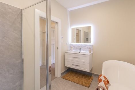 Photo of property in 173 Fifield Terrace, Opawa, Christchurch, 8023