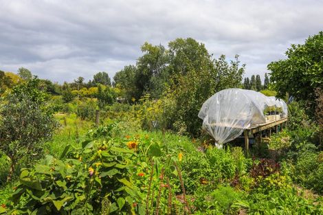 Photo of property in 18 Neavesville Road, Puriri, Thames, 3578