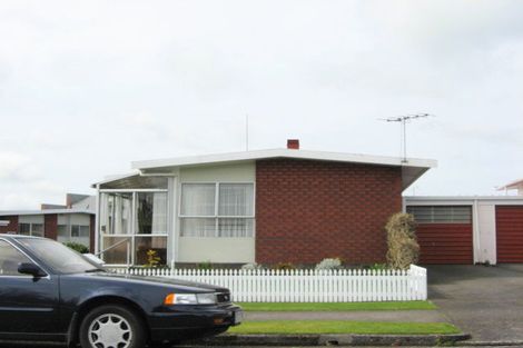 Photo of property in 17b Brown Street, Inglewood, 4330