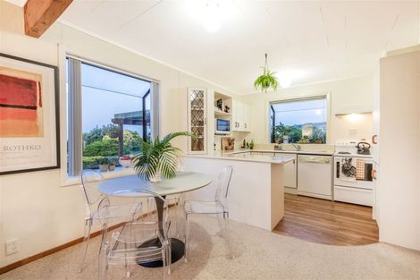 Photo of property in 1 Porter Place, Paekakariki, 5034