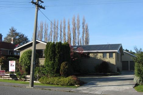 Photo of property in 43 Wentworth Street, East Gore, Gore, 9710