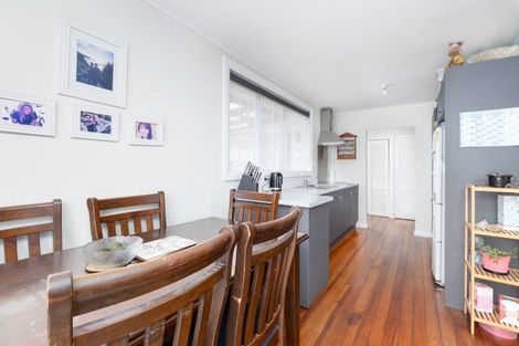 Photo of property in 54 Strange Street, Waitara, 4320