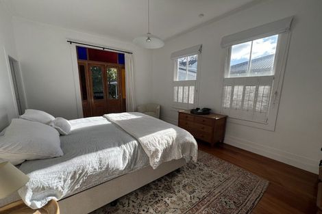 Photo of property in 19 Lake Road, Devonport, Auckland, 0624