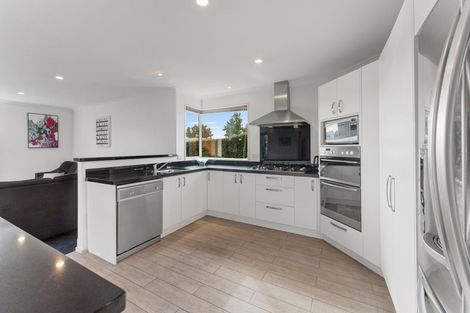 Photo of property in 10 Wild Dunes Place, Shirley, Christchurch, 8061