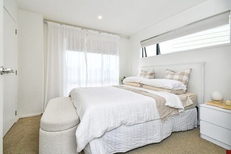 Photo of property in 4/47a Huntington Drive, Huntington Park, Auckland, 2013