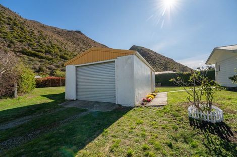 Photo of property in 69 Gordon Street, Kurow, 9435