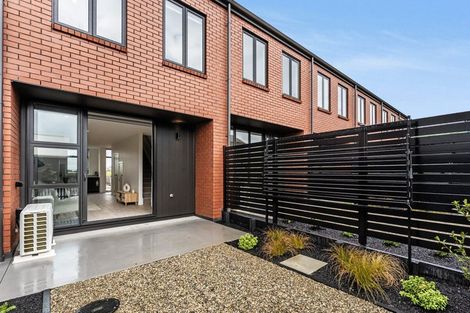 Photo of property in 27 Raukohekohe Road, Wiri, Auckland, 2104