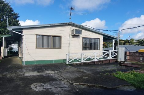 Photo of property in 4104 Great North Road, Glen Eden, Auckland, 0602