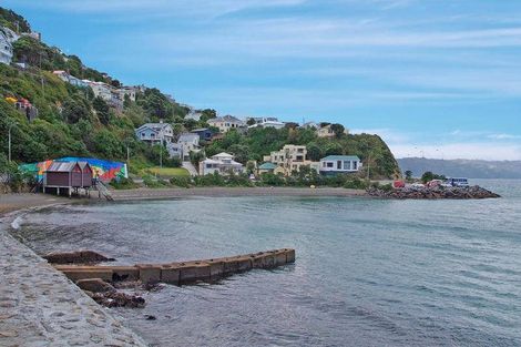 Photo of property in 1/77 Maida Vale Road, Roseneath, Wellington, 6011