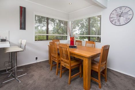 Photo of property in 1/16 Cornelian Crescent, Half Moon Bay, Auckland, 2012