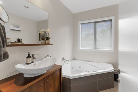 Photo of property in 34 Glengyle Street, Vauxhall, Dunedin, 9013