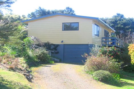 Photo of property in 4 Miro Place, Whitianga, 3510