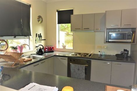 Photo of property in 17a Oakland Avenue, Papatoetoe, Auckland, 2025