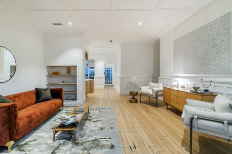 Photo of property in 16 Hinemoa Terrace, Birkenhead, Auckland, 0626