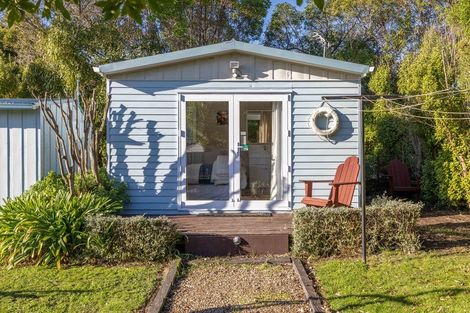 Photo of property in 17 James Drive, Diamond Harbour, Lyttelton, 8971