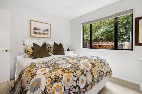 Photo of property in 5 Trevathan Lane, Wanaka, 9305