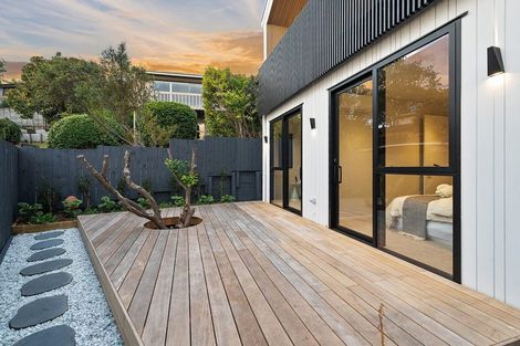 Photo of property in 15c Kiri Place, Mairangi Bay, Auckland, 0630