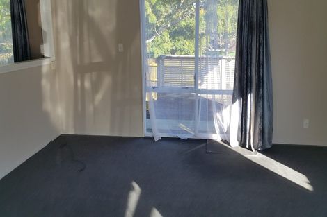 Photo of property in 1/5 Myna Place, Weymouth, Auckland, 2103