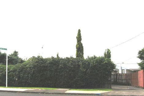 Photo of property in 2/32 Ranui Station Road, Ranui, Auckland, 0612