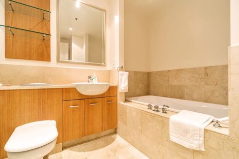 Photo of property in The Metropolis Apartments, 3101/1 Courthouse Lane, Auckland Central, Auckland, 1010