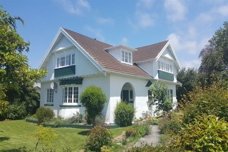 Photo of property in 17 Rhodes Street, Waimate, 7924