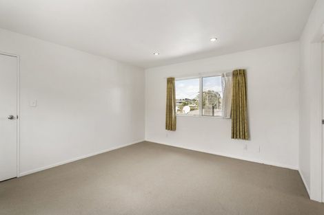 Photo of property in 16a Becroft Drive, Forrest Hill, Auckland, 0620