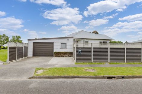 Photo of property in 73 Herbert Avenue, Cloverlea, Palmerston North, 4412
