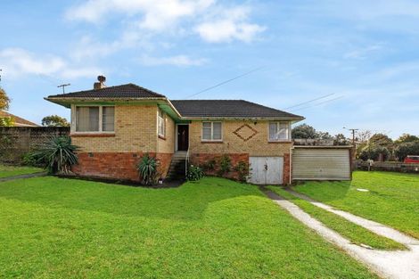 Photo of property in 2 Browning Street, Manurewa East, Auckland, 2102