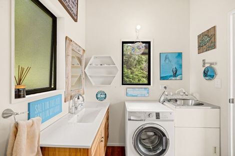 Photo of property in 8a Schoolhouse Bay Road, Kawau Island, 0920
