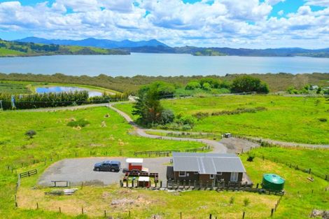 Photo of property in 392 Oue-rawene Road, Rawene, Kaikohe, 0473