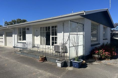 Photo of property in 1/400 Memorial Avenue, Burnside, Christchurch, 8053