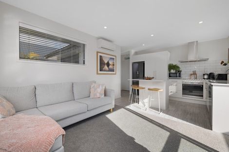 Photo of property in 11 Tiria Drive, Papamoa Beach, Papamoa, 3118