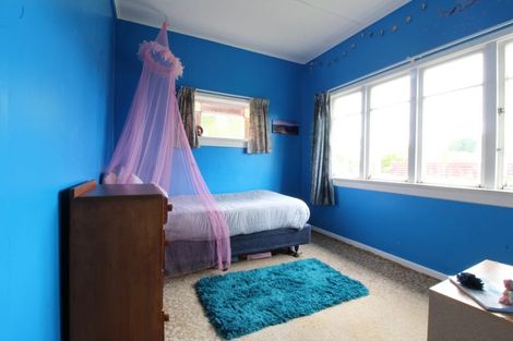 Photo of property in 40 Park Street, Winton, 9720