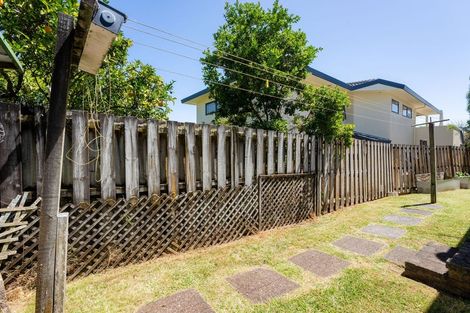 Photo of property in 72 Hinemoa Street, Birkenhead, Auckland, 0626